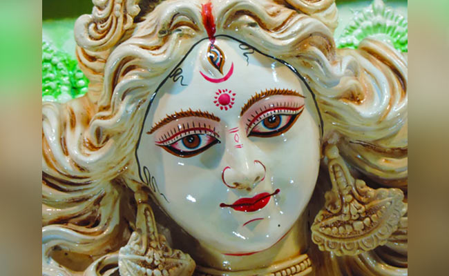 Navratri 2020: Know All About Shailputri Devi, <i>Puja Vidhi</i>, <i>Shlokas</i>