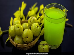 Diabetes Management: This 3-Ingredient <i>Amla</i> Tea Can Be A Perfect Addition To Your Morning Rituals Diabetes Management: This 3-Ingredient <i>Amla</i> Tea Can Be A Perfect Addition To Your Morning Rituals