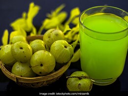 Amla For Winter Diet: 5 Reasons Why You Must Eat This Superfood During The Winters