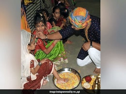 Kanya Pujan: आज नवरात्रि की नवमी तिथि पर इस शुभ मुहूर्त में कर सकते हैं कन्यापूजन, कुछ बातों का रखें खास ध्यान Kanya Pujan: आज नवरात्रि की नवमी तिथि पर इस शुभ मुहूर्त में कर सकते हैं कन्यापूजन, कुछ बातों का रखें खास ध्यान