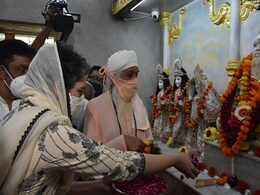 ''अपनी बहन को न्याय दिलवाएंगे", हाथरस पीड़ित के लिए प्रार्थना सभा में बोलीं प्रियंका गांधी वाड्रा ''अपनी बहन को न्याय दिलवाएंगे", हाथरस पीड़ित के लिए प्रार्थना सभा में बोलीं प्रियंका गांधी वाड्रा