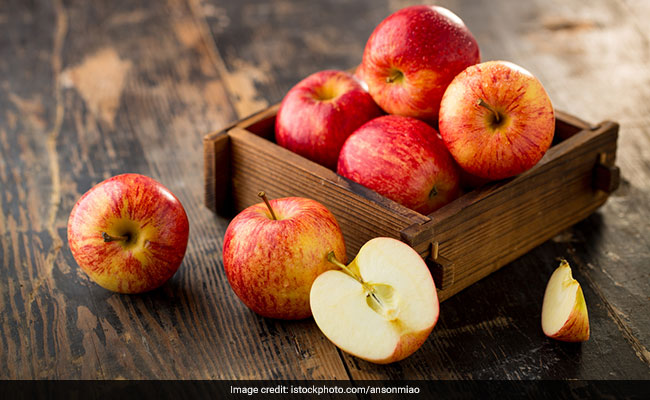 Stewed apples contain gut-healing pectin, says the nutritionist