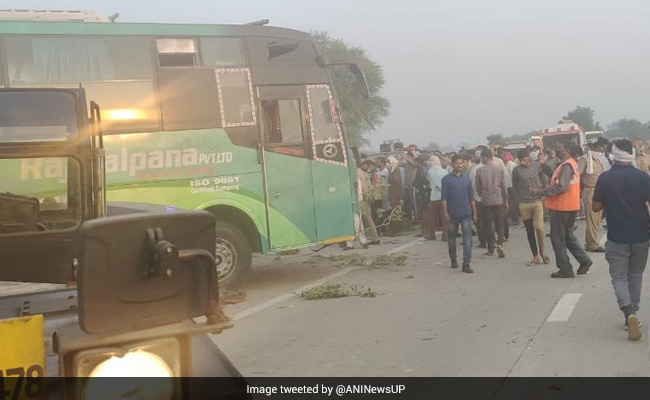 3 Dead, 5 Injured As Bus Overturns In UP's Aligarh