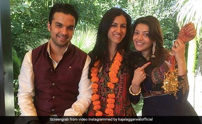 Kajal Aggarwal's Smile Lights Up This Pic With Fiance Gautam Kitchlu