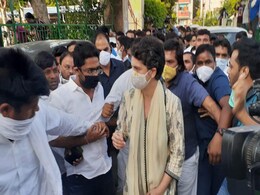 "Will Ensure Justice For Sister": Priyanka Gandhi At Prayer For UP Woman "Will Ensure Justice For Sister": Priyanka Gandhi At Prayer For UP Woman