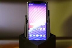 Moto Razr 5G Review and How Qualcomm Claims to Enhance Wi-Fi on Your Phone Moto Razr 5G Review and How Qualcomm Claims to Enhance Wi-Fi on Your Phone