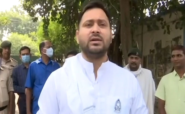 10 Lakh Government Jobs Offer By Tejashwi Yadav Rattles Nitish Kumar