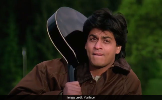 25 Years After <I>DDLJ</i>, Shah Rukh Khan And Kajol Recreate The "<I>Palat</I>" Scene On Twitter