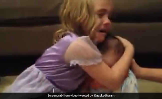 मां ने बताया भाई बड़ा हो जाएगा, इसी बात पर फूट-फूटकर रोने लगी बच्ची , देखें Cute Video