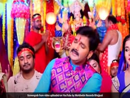 Bhojpuri: नवरात्रि पर पवन सिंह के देवी गीत का धमाका, 2 करोड़ से ज्यादा बार देखा गया Video Bhojpuri: नवरात्रि पर पवन सिंह के देवी गीत का धमाका, 2 करोड़ से ज्यादा बार देखा गया Video