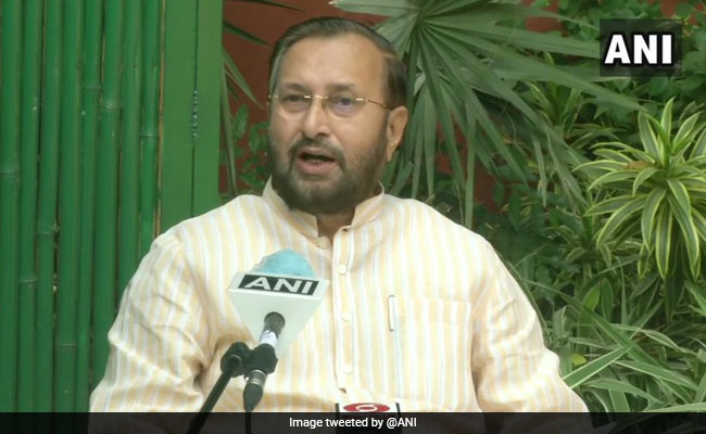 "गांधी परिवार को परवाह नहीं..." पंजाब में कथित बलात्कार के मामले में बोले प्रकाश जावड़ेकर "गांधी परिवार को परवाह नहीं..." पंजाब में कथित बलात्कार के मामले में बोले प्रकाश जावड़ेकर