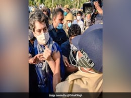 हाथरस पीड़िता पर बोलीं प्रियंका गांधी 'वह न्याय के लायक है बदनामी के नहीं', तो बॉलीवुड एक्ट्रेस ने यूं दिया जवाब हाथरस पीड़िता पर बोलीं प्रियंका गांधी 'वह न्याय के लायक है बदनामी के नहीं', तो बॉलीवुड एक्ट्रेस ने यूं दिया जवाब