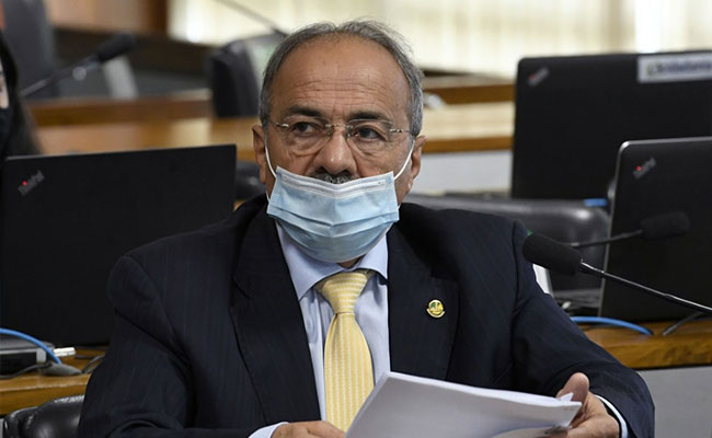 Brazilian Senator Caught Hiding Money "Between Buttocks"