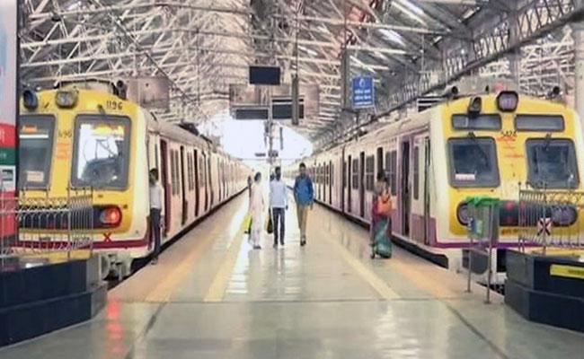 कोविड से रेलवे की कमाई को तगड़ा झटका लगा, महामारी से हजारों रेलकर्मी भी हुए संक्रमित