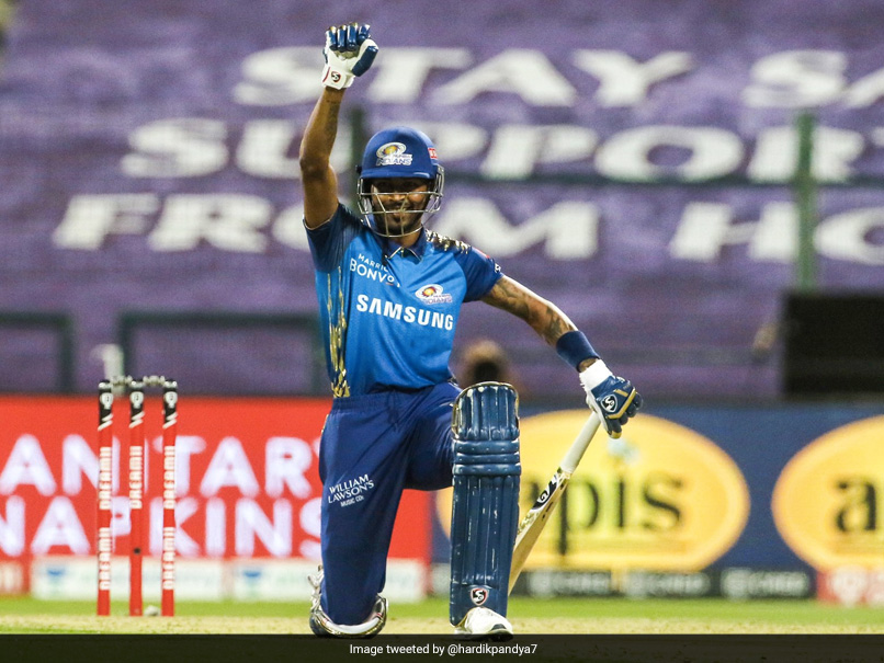 IPL 2020, RR vs MI: Hardik Pandya Takes A Knee In Solidarity With 'Black Lives Matter' Movement