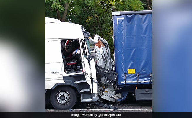Van Crushed Between 2 Lorries, Driver Somehow Escapes With Slight Injuries