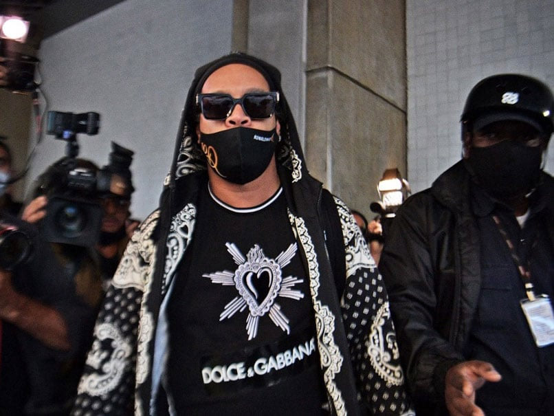 Ronaldinho Tests Positive For COVID-19