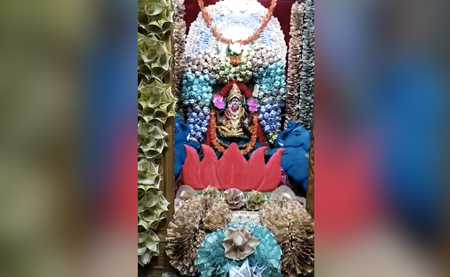 Currency Notes Worth Rs 1 Crore Used To Decorate Goddess On Dussehra