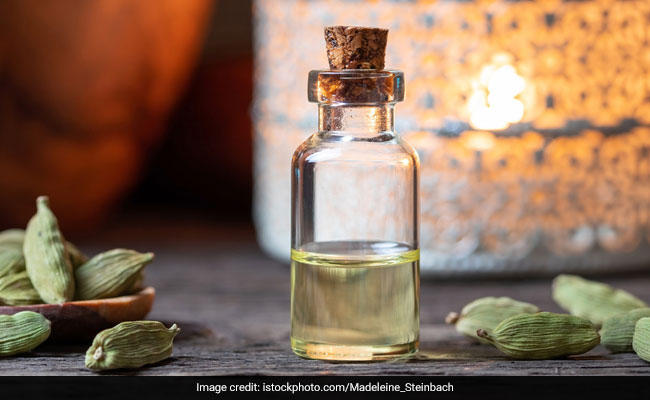 Uric Acid को कंट्रोल करने के लिए अचूक इलाज है Cardamom, सर्दी-खांसी और पेट के लिए भी लाभकारी