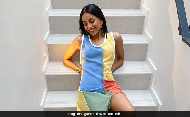 Guess Who Banita Sandhu Can't Stop Staring At In These Pics?