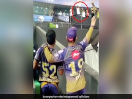 IPL 2020: मैच जीतकर SRK के पास पहुंचे दिनेश कार्तिक, जोर से चीखे- 'शाहरुख भाई...' - देखें पूरा Video IPL 2020: मैच जीतकर SRK के पास पहुंचे दिनेश कार्तिक, जोर से चीखे- 'शाहरुख भाई...' - देखें पूरा Video