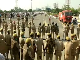 After Gandhis Visit Hathras Family, Case Against 500 Congress Workers After Gandhis Visit Hathras Family, Case Against 500 Congress Workers