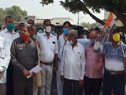 हाथरस में पीड़िता के पूरे गांव का कराया गया कोरोना टेस्ट, ये रही वजह  हाथरस में पीड़िता के पूरे गांव का कराया गया कोरोना टेस्ट, ये रही वजह