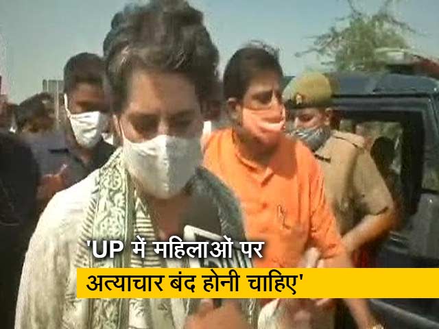 महिलाओं की सुरक्षा की जिम्मेदारी सरकार को लेनी पड़ेगी- प्रियंका गांधी