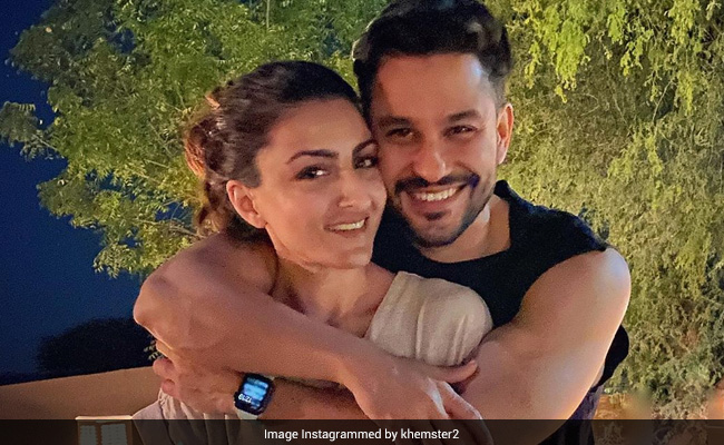 Kareena Kapoor Couldn't Help But Agree With The "Dictionary" Bit In Kunal Kemmu's Birthday Wish For Soha Ali Khan
