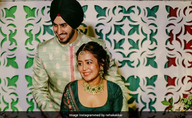 Inside Neha Kakkar And Rohanpreet Singh's <i>Mehendi</i> Ceremony. See Pics