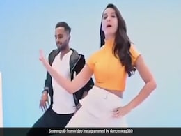 Nora Fatehi ने 'नाच मेरी रानी' पर यूं दिखाए जबरदस्त डांस मूव्स, नया Video मचा रहा है धमाल Nora Fatehi ने 'नाच मेरी रानी' पर यूं दिखाए जबरदस्त डांस मूव्स, नया Video मचा रहा है धमाल