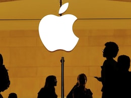 Siri के जरिए यूजर्स की जासूसी कर रहा था Apple? अब 790 करोड़ रुपये का देगा मुआवजा Siri के जरिए यूजर्स की जासूसी कर रहा था Apple? अब 790 करोड़ रुपये का देगा मुआवजा