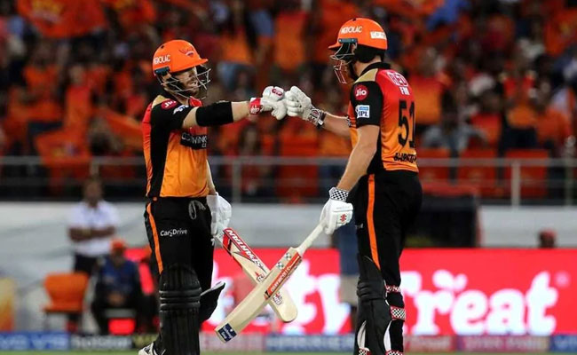 SRH vs KKR, IPL 2020 Score Live Updates: कोलकाता के खिलाफ हैदराबाद ने जीता टॉस, पहले गेंदबाजी का किया फैसला