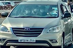 Rahul Gandhi Beside, Priyanka Gandhi Takes The Wheel For Hathras Visit Rahul Gandhi Beside, Priyanka Gandhi Takes The Wheel For Hathras Visit