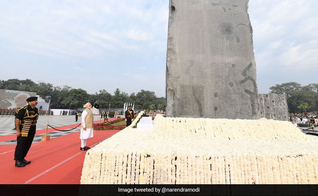 PM Modi, Amit Shah Pay Homage To Policemen Who Died In The Line Of Duty