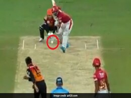 KXIP vs SRH: राशिद खान ने हवा में ललचाई गेंद फेंककर, 'KL Rahul' को ऐसे किया बोल्ड..देखें Video KXIP vs SRH: राशिद खान ने हवा में ललचाई गेंद फेंककर, 'KL Rahul' को ऐसे किया बोल्ड..देखें Video