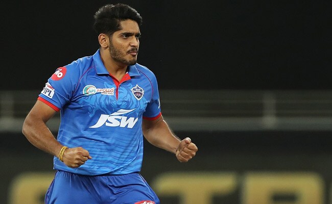 IPL 2008 में बॉल बॉय रहे तुषार देशपांडे ने दिल्ली के लिए किया डेब्यू, पहले ही मैच में स्टोक्स को आउट कर किया कमाल