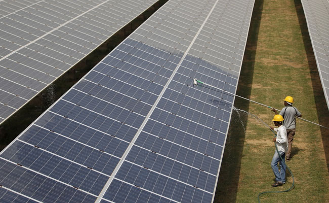 US Pitches Cheaper Solar Tech To India Amid High Dependence On China
