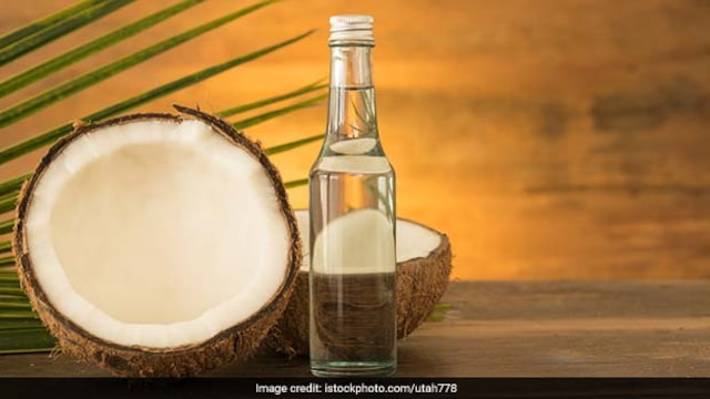 Oil pulling can help you keep gums and teeth healthy