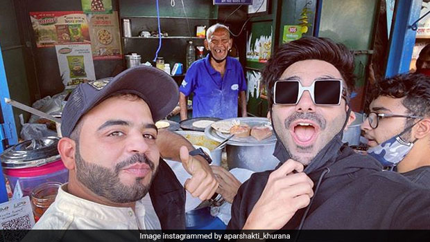 Delhi's 'Baba Ka Dhaba' Gets Surprise Visit From Actor Aparshakti Khurana