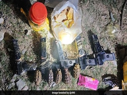 Army Foils Pak-Backed Terrorists' Bid To Smuggle Weapons Into J&K Army Foils Pak-Backed Terrorists' Bid To Smuggle Weapons Into J&K