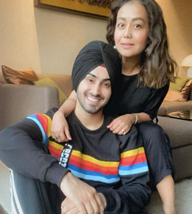 'You're Mine': Neha Kakkar Posts Pic With Rohanpreet Amid Wedding Rumours