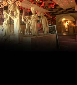 Migrants' Hardships Theme Of Many Durga Puja Pandals In Bengal
