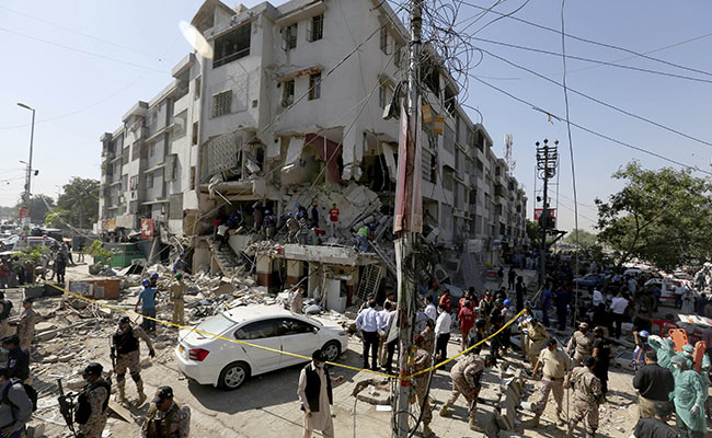 3 Killed, 15 Injured In Building Explosion In Karachi