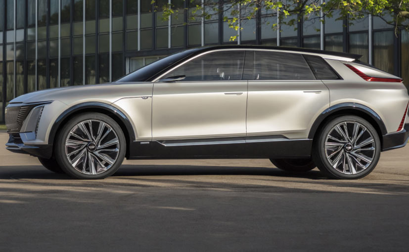 Cadillac Lyriq EV Will Have A Futuristic AR Heads-Up Display 