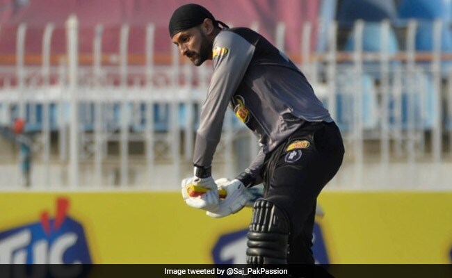 शोेएब मलिक ने टी-20 क्रिकेट में बनाया रिकॉर्ड, ऐसा करने वाले पहले एशियाई बल्लेबाज बने
