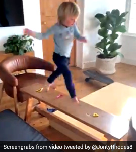 Watch: Jonty Rhodes' Son Completes Obstacle Course Before KXIP vs RR Game