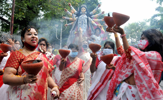 Bengal Rain May Dampen Durga Puja Revelry On Maha Navami, Vijaya Dashami