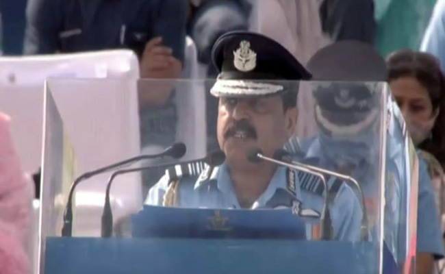 On Ladakh Standoff, Air Chief Commends "Air Warriors For Quick Response"
