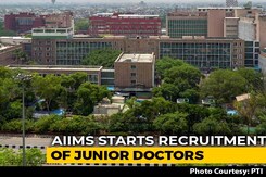 Delhi's AIIMS Starts Recruiting Over 200 Junior Doctors Amid Covid Crisis Delhi's AIIMS Starts Recruiting Over 200 Junior Doctors Amid Covid Crisis